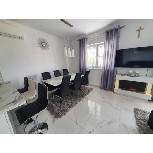 Two Bedroom Apartment with Terrace