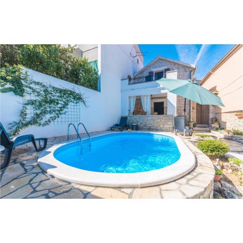 Two-Bedroom Holiday Home In Benkovac