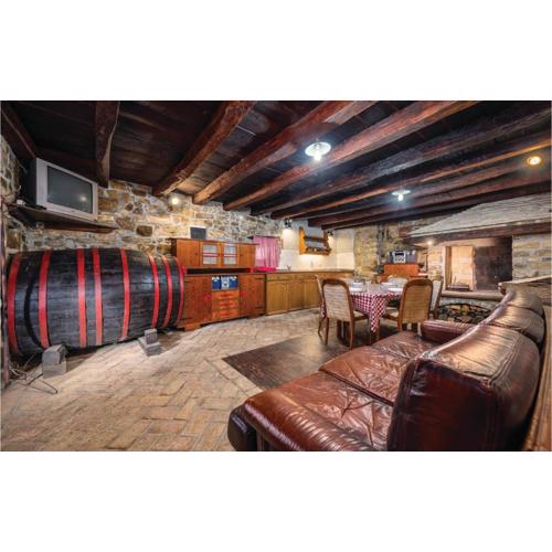 Two-Bedroom Holiday Home In Marcenagla