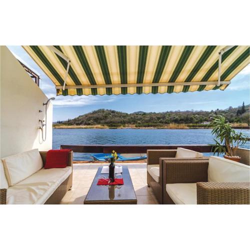 Two-Bedroom Holiday Home In Opuzen