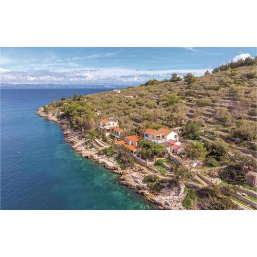 Two-Bedroom Holiday Home In Vela Luka