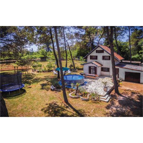 Two-Bedroom Holiday Home In Vodnjan