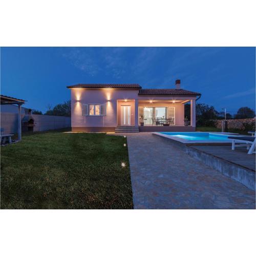 Two-Bedroom Holiday Home In Vodnjan