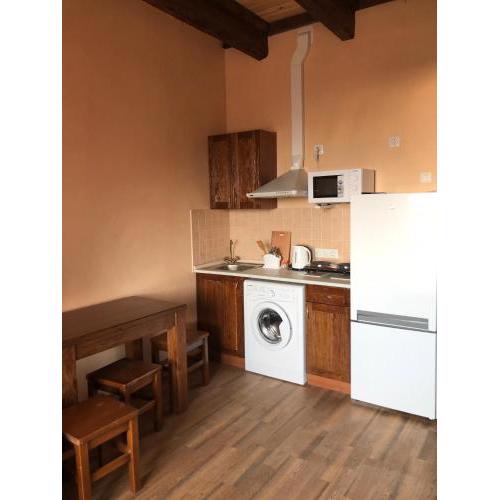 Two-floor apartments and studio 2-х этажные апартаменты и студия в самом центре