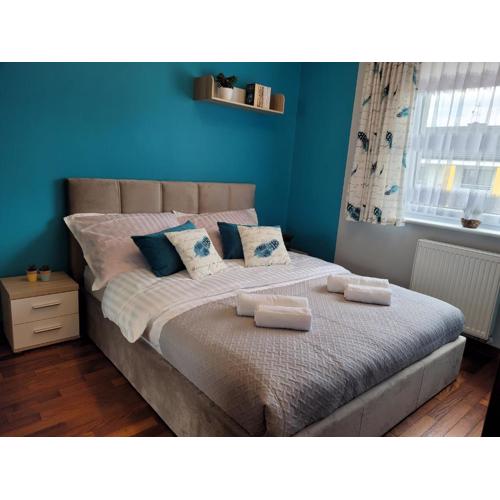 Tytus Apartment z klimatyzacją, bezpłatnym parkingiem i stacją EV AC 3,5kW