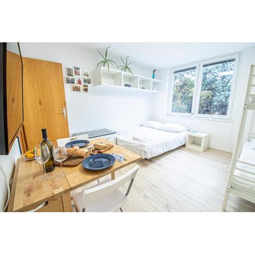 Umag center apartment parking by Rentistra