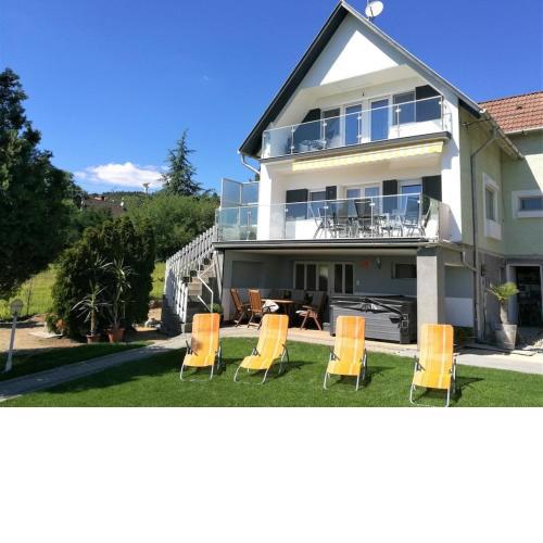 "Unique" Comfortable holiday residence