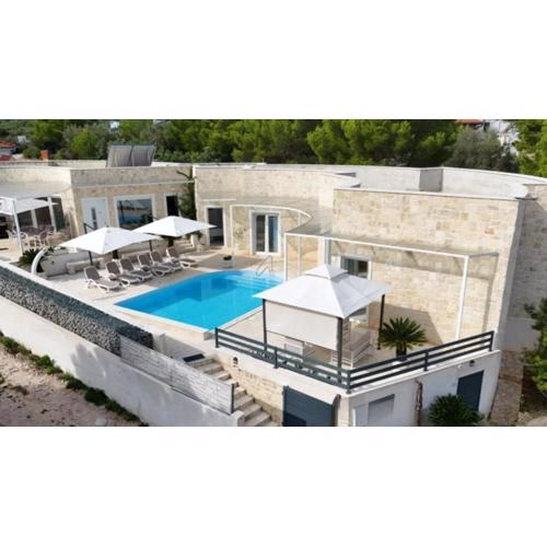 Unique luxury Villa Feriatum Lissa