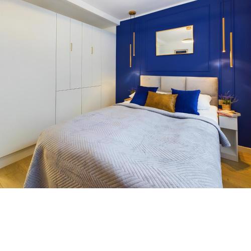 Unique Studio for 2 people Wilanowska in Warsaw by Noclegi Renters