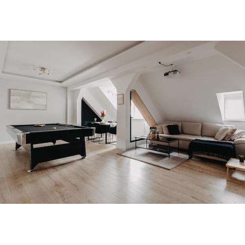 Uniwersytecka 27 - Przestronny apartament na Wrocławskiej Starówce - 3 sypialnie, sauna, billard - Fair Rentals