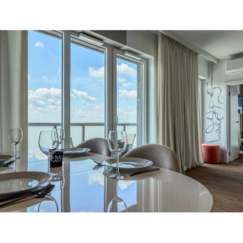 URBAN APARTMENTS Global Premium 13th Floor No 24 Free Garage Self Check-in, No Deposit