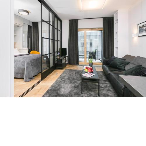 Urban Chic - Mennica Residence - One Bedroom Apartment -CityCenter&140