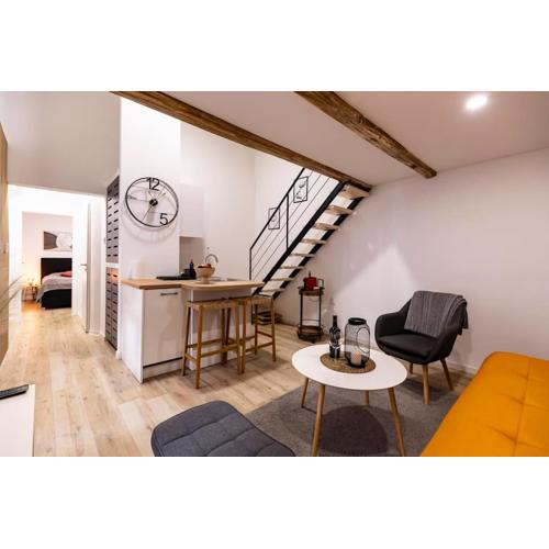 Urban Gallery Retreat