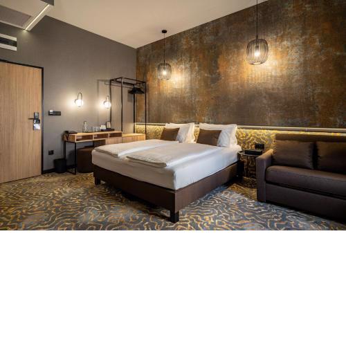 URBAN HOTEL