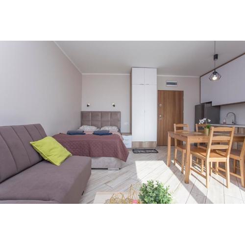 Urban Jungle - Sara Apartment