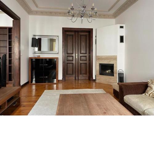 Uroczy apartament 97m2 w samym centrum Wrocławia