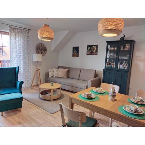 Uroczy Apartament u Mirki