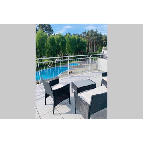 Uroczy apartament z basenem i kortem tenisowym