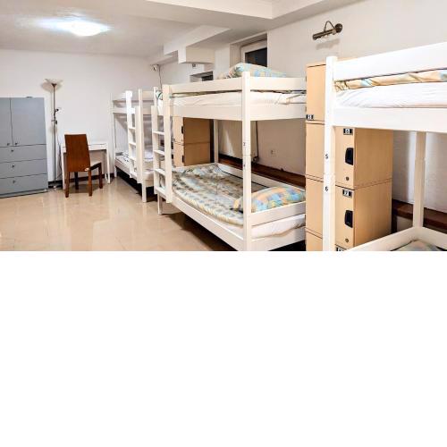 Ursus Hostel Mens only - Self Check-in