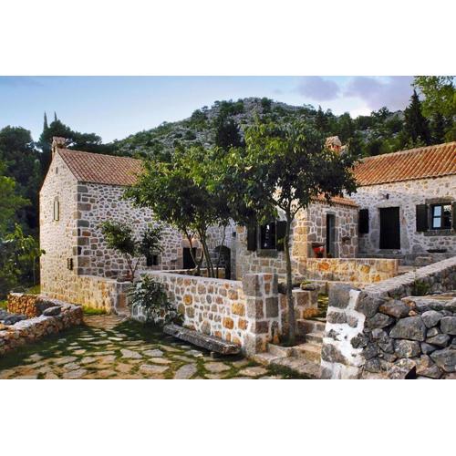 Vacation home Varos, Starigrad Paklenica, near national park Paklenica