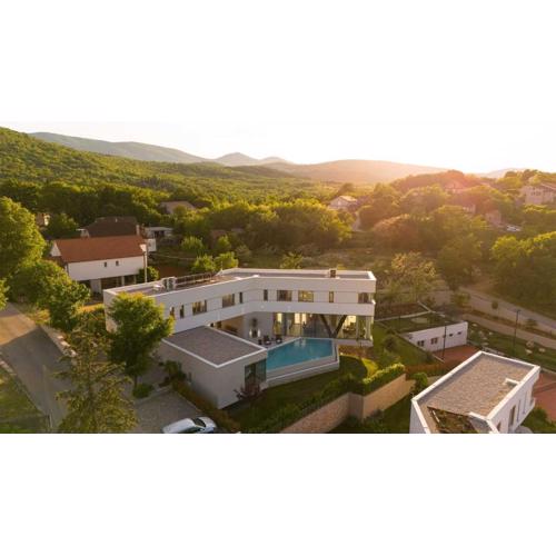 Vacay Luxury Villa Red with sauna