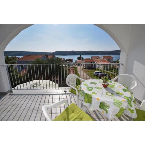 VAL apartmani, Stara Novalja