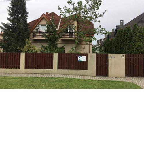VÁRLAK VENDÉGHÁZ Apartman 1