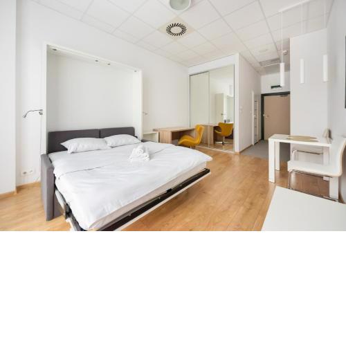Varsovia Jerozolimskie Studio 215