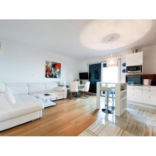 Veduta Luxury Apartments