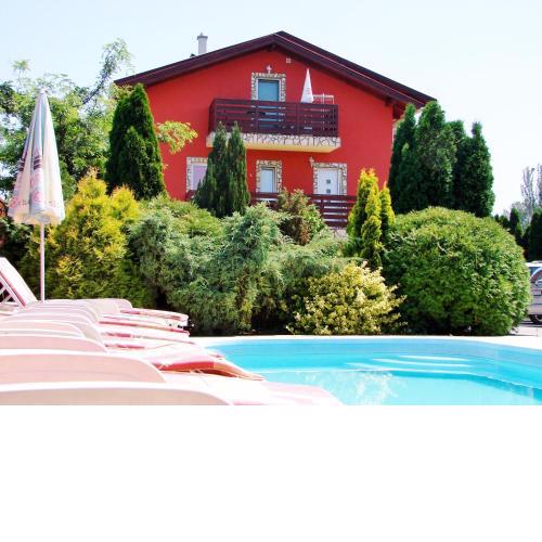 Veronika Villa