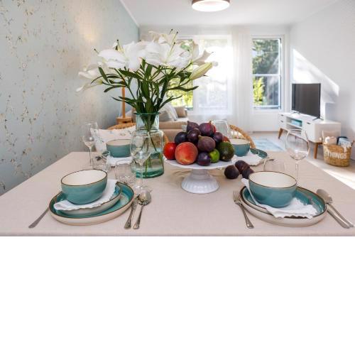 VeronikApartman - brand new & cozy - with underground garage