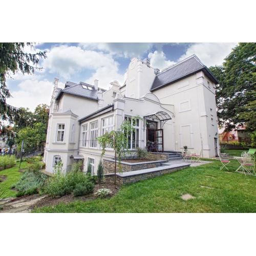 Versant Hotel & Spa
