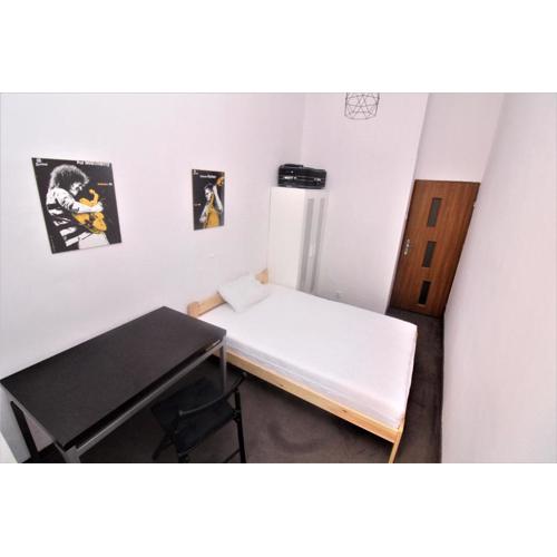 Very big apartment between Old Town and Jewish Quarter
