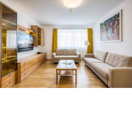 Vienna Grand Apartments City