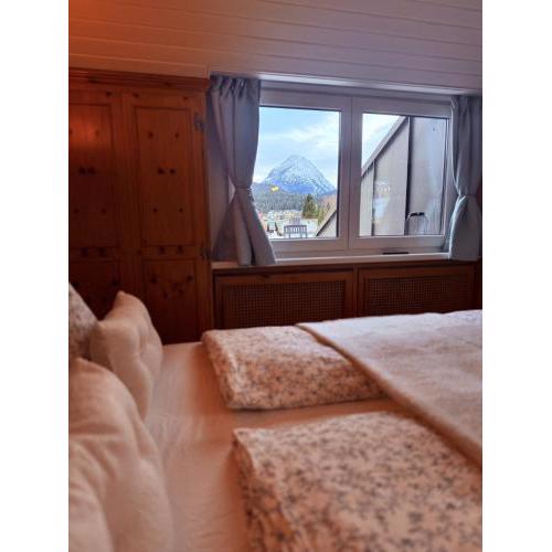 VIEW-Apartment Seefeld and Chill im Zentrum, Netflix & Wlan for free!