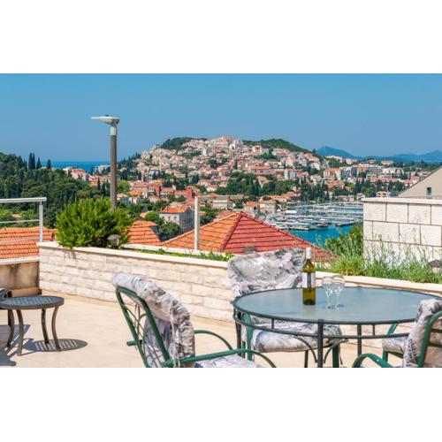 View Port Apartments