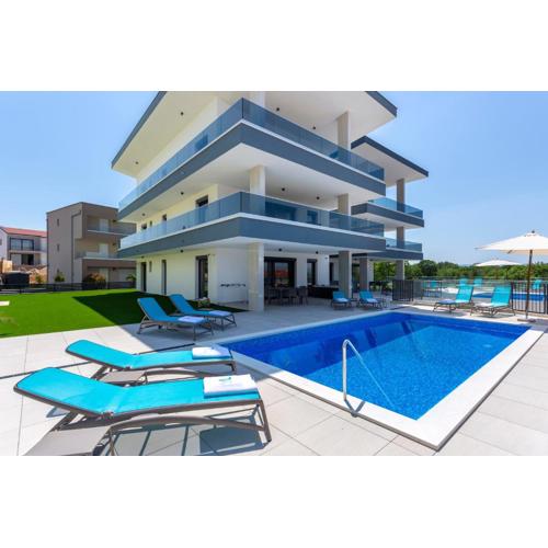 Vila Lana, 5 Sterne