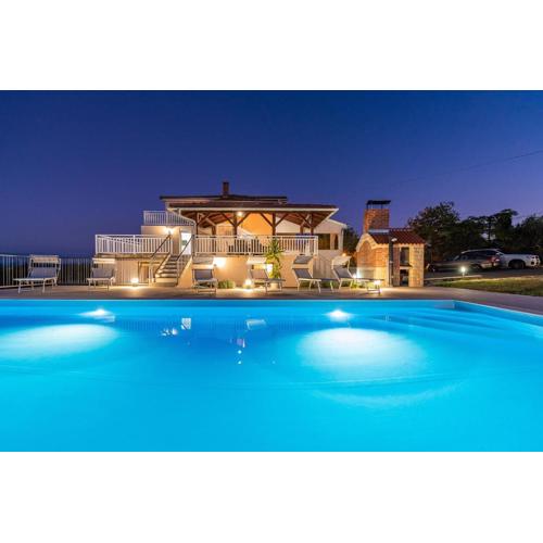 Vila Luna Apartments