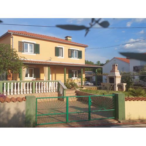 Vila Paula
