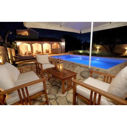 Vila SanAdrija 200 m od mora