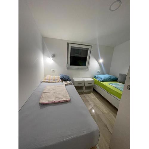 Vila White Pearl