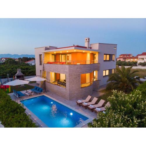 Vila Zatona Sunset with heated swimming pool