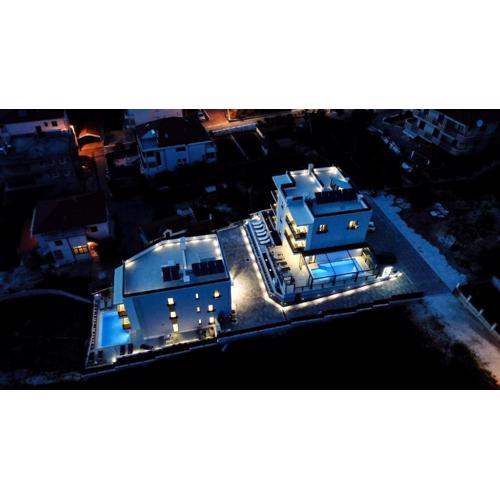 Villa 23 B heated pool