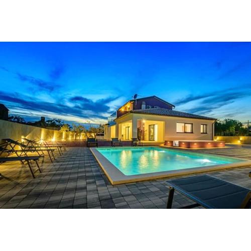 Villa 9