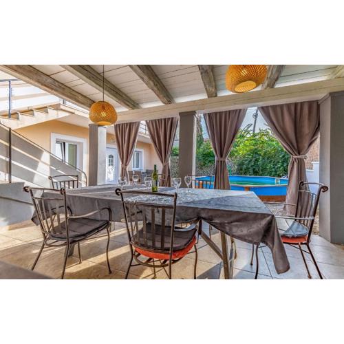 Villa Agneza Mit Garten, Pool Und Pavillon