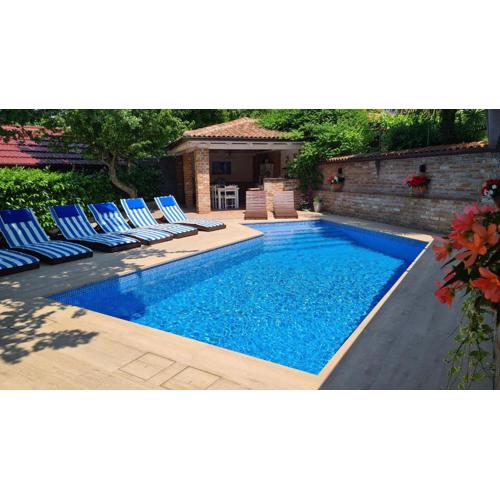 Villa Amalia Apartments