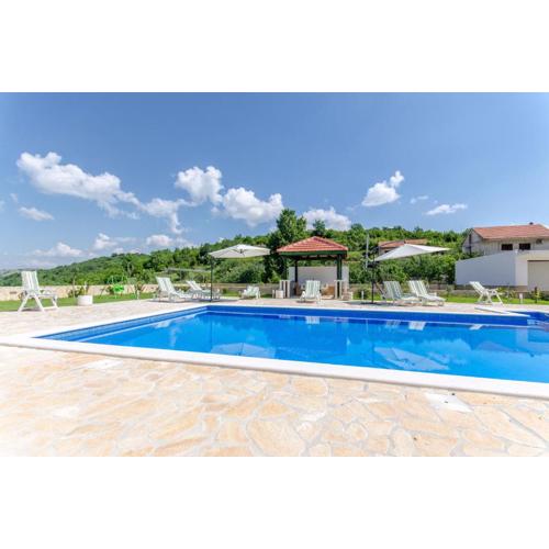 Villa Ana