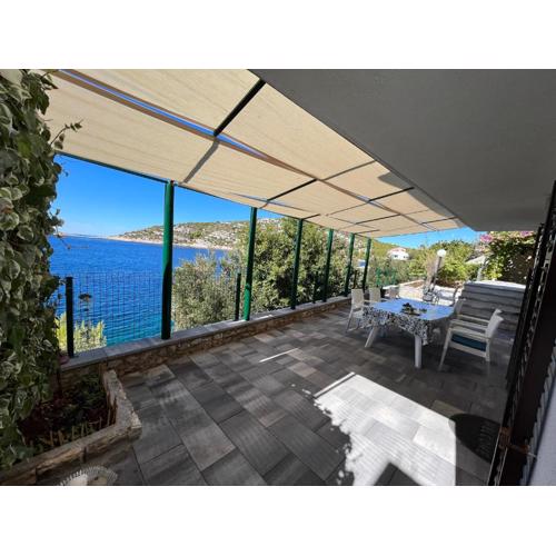 Villa Ana