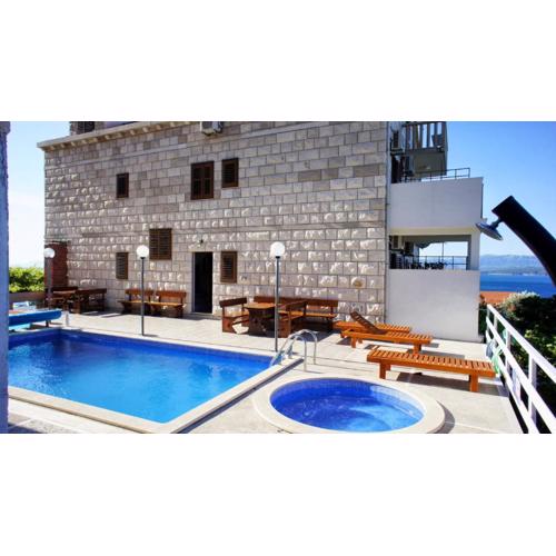 Villa Ana