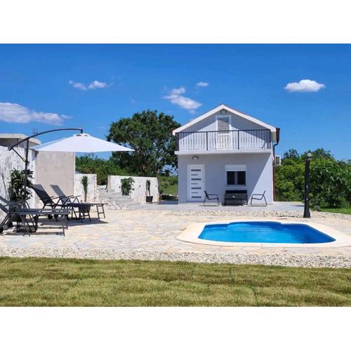 Villa Ana